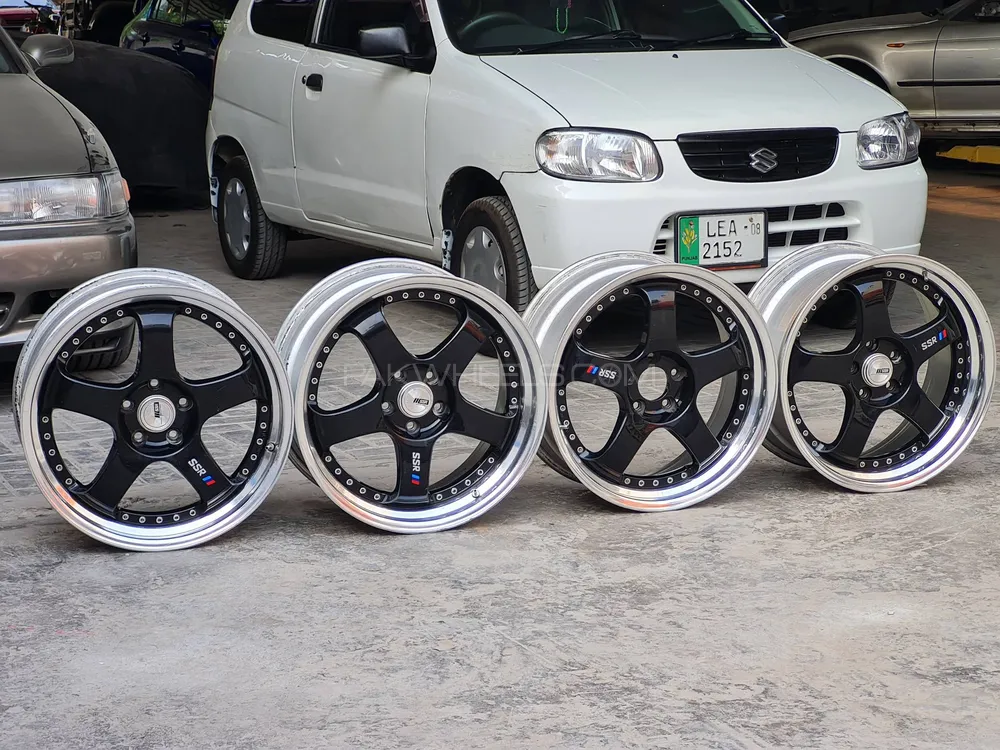 Original SSR 19" Staggered Image-1