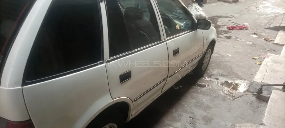 Suzuki Cultus 2004 for Sale in Lahore Image-1