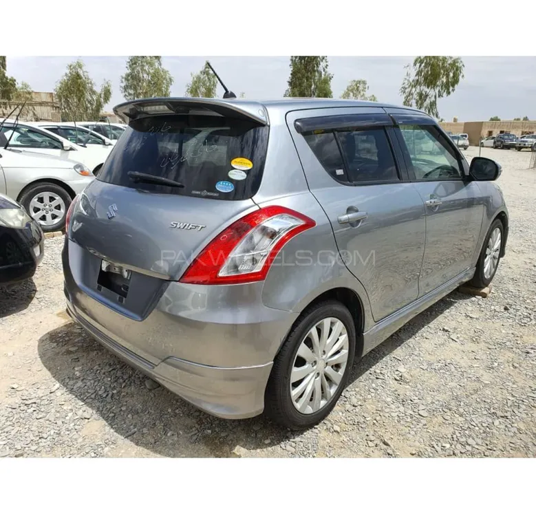 Suzuki Swift 2012 for Sale in Karachi Image-1