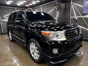 Toyota Land Cruiser AX G Selection 2013 for Sale
