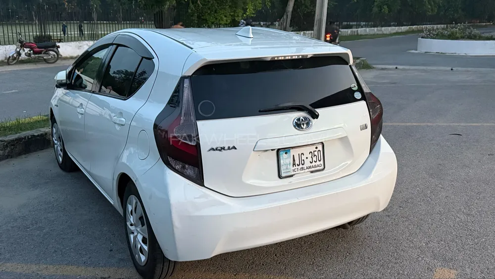 Toyota Aqua 2015 for Sale in Lahore Image-1
