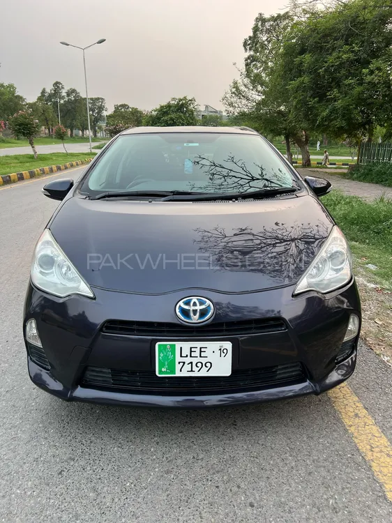 Toyota Aqua 2015 for Sale in Islamabad Image-1