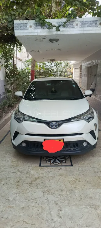 Toyota C-HR 2017 for Sale in Karachi Image-1
