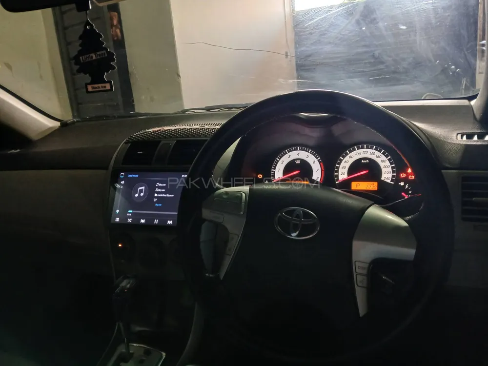 Toyota Corolla 2014 for Sale in Peshawar Image-1