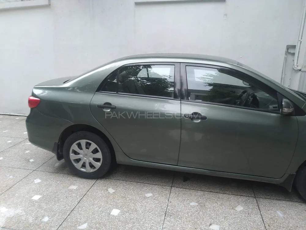 Toyota Corolla 2012 for Sale in Lahore Image-1