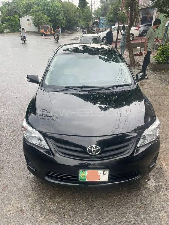 Toyota Corolla 2013 for Sale in Lahore Image-1