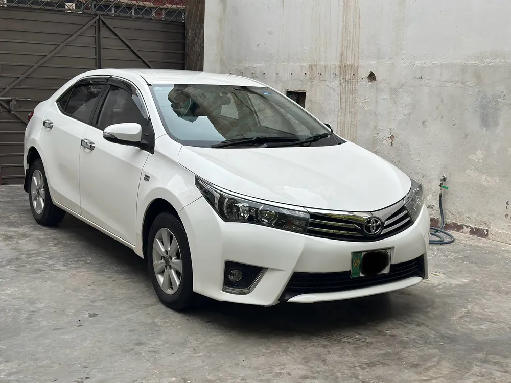 Toyota Corolla 2016 for Sale in Faisalabad Image-1