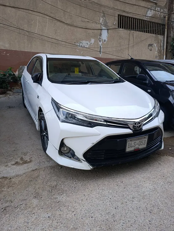 Toyota Corolla 2018 for Sale in Karachi Image-1