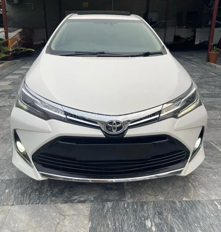 Toyota Corolla 2019 for Sale in Mardan Image-1