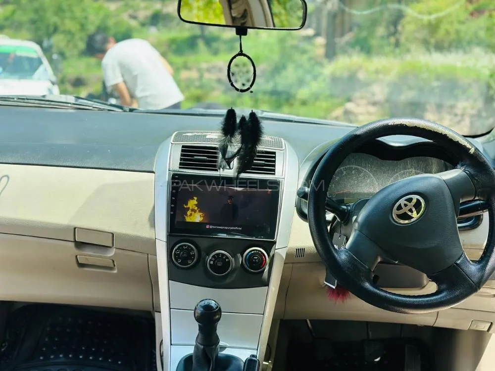 Toyota Corolla 2011 for Sale in Islamabad Image-1