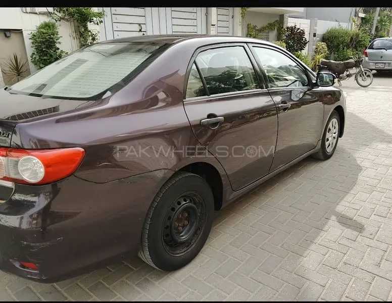 Toyota Corolla 2012 for Sale in Karachi Image-1