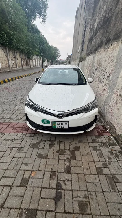 Toyota Corolla 2019 for Sale in Sialkot Image-1
