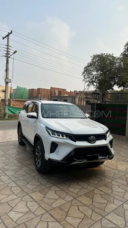 Toyota Fortuner 2022 for Sale in Lahore Image-1