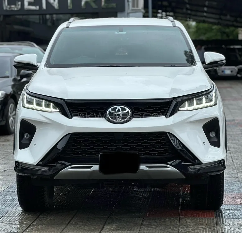 Toyota Fortuner 2023 for Sale in Islamabad Image-1