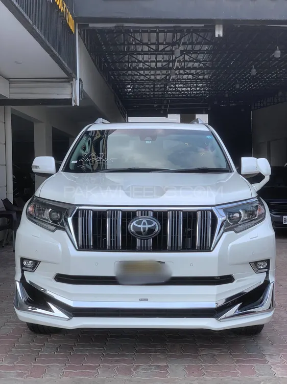 Toyota Prado 2019 for Sale in Multan Image-1
