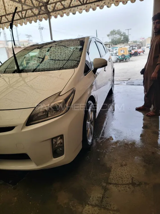 Toyota Prius 2013 for Sale in Quetta Image-1