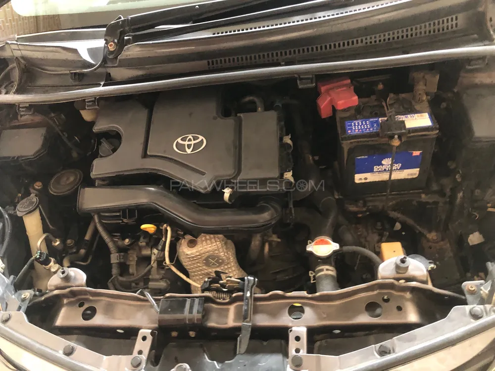 Toyota Vitz 2016 for Sale in Chakwal Image-1