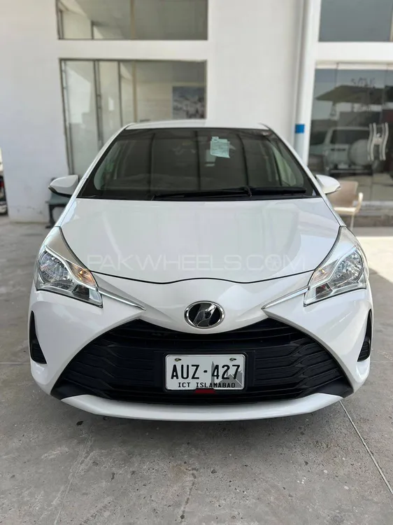 Toyota Vitz 2018 for Sale in Islamabad Image-1