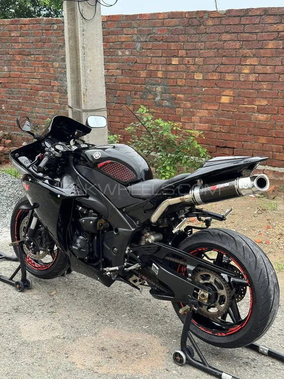 Yamaha YZF-R1 2012 for Sale Image-1