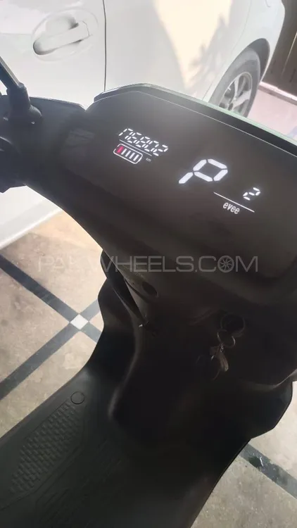 Evee Gen-Z 2025 for Sale Image-1