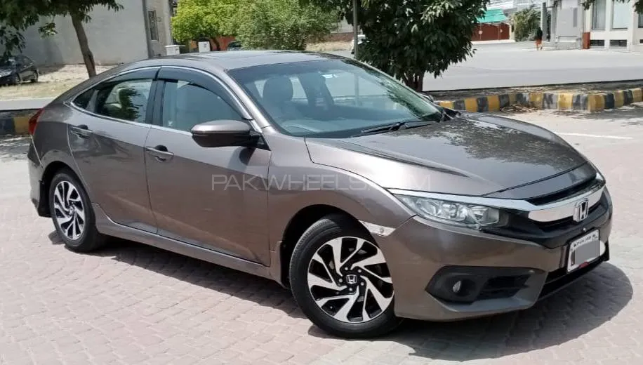 Honda Civic 2016 for Sale in Lahore Image-1