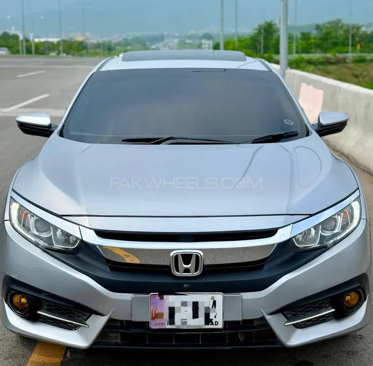 Honda Civic 2018 for Sale in Islamabad Image-1