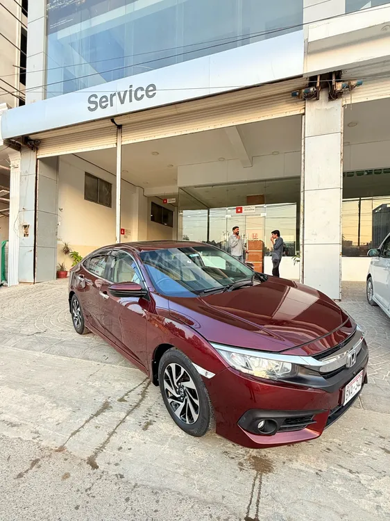 Honda Civic 2018 for Sale in Karachi Image-1