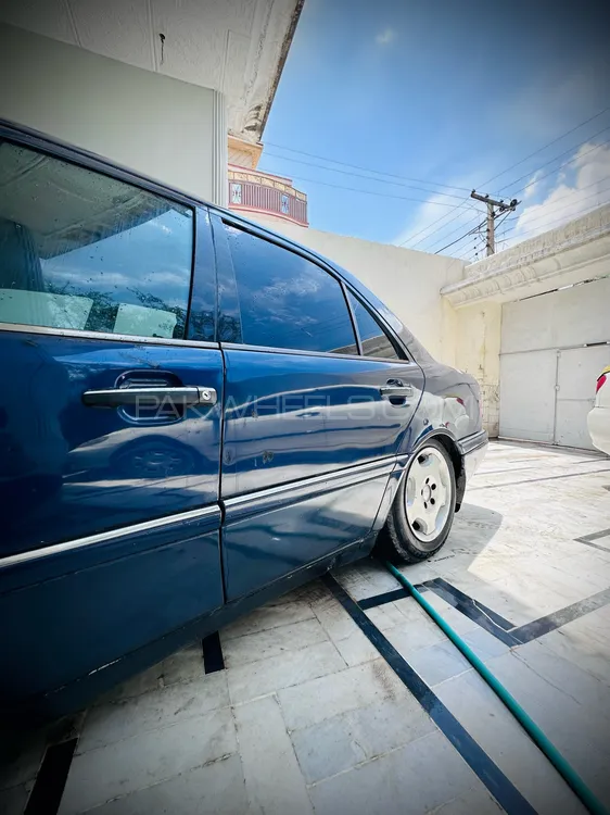 Mercedes Benz C Class 1996 for Sale in Peshawar Image-1