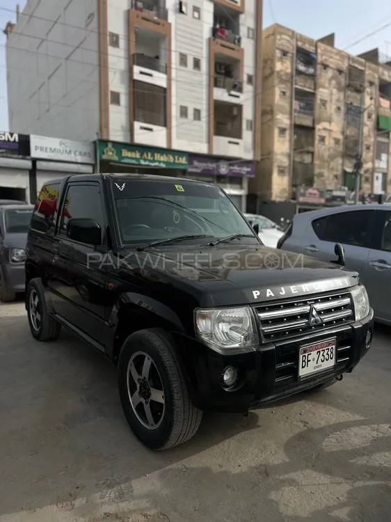 Mitsubishi Pajero Mini 2010 for Sale in Karachi Image-1