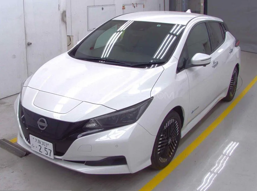 Nissan Leaf 2022 for Sale in Karachi Image-1