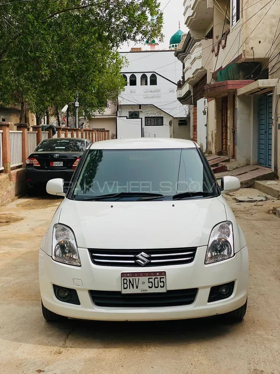 Suzuki Swift 2018 for Sale in Hyderabad Image-1