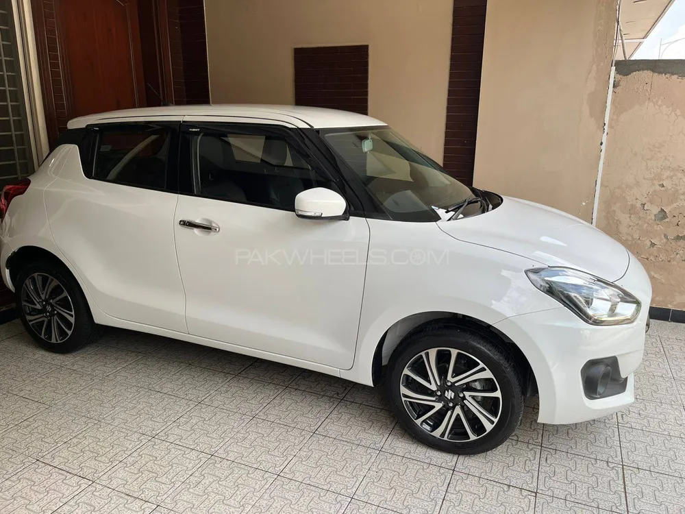 Suzuki Swift 2024 for Sale in Islamabad Image-1