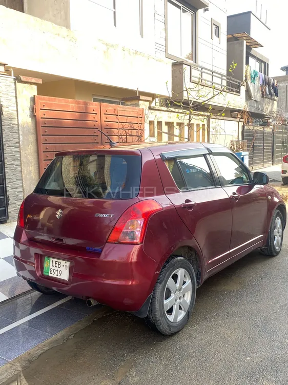 Suzuki Swift 2010 for Sale in Lahore Image-1