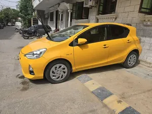 Toyota Aqua S 2014 for Sale
