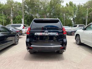 Prado TZ.G 2.8 Diesel 
Model: 2020
Mileage: 28,000 km
Unregistered 

*Wooden Steering
*Height control
*Leather & power seats
*Heating & cooling seat
*Orignal TV + 4 cameras
*Headlight washer
*Paddle shifters 
*Memory seats
*4x4 System
*Multi terrain system (MTS)
*Crawl control
*Traction control
*Ambient lighting
*Sunroof
*7 seater

Calling and Visiting Hours

Monday to Saturday

11:00 AM to 7:00 PM