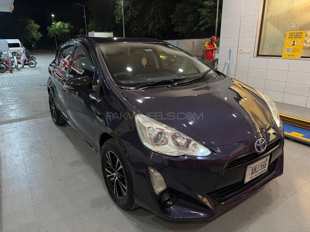 Toyota Aqua 2015 for Sale in Islamabad Image-1