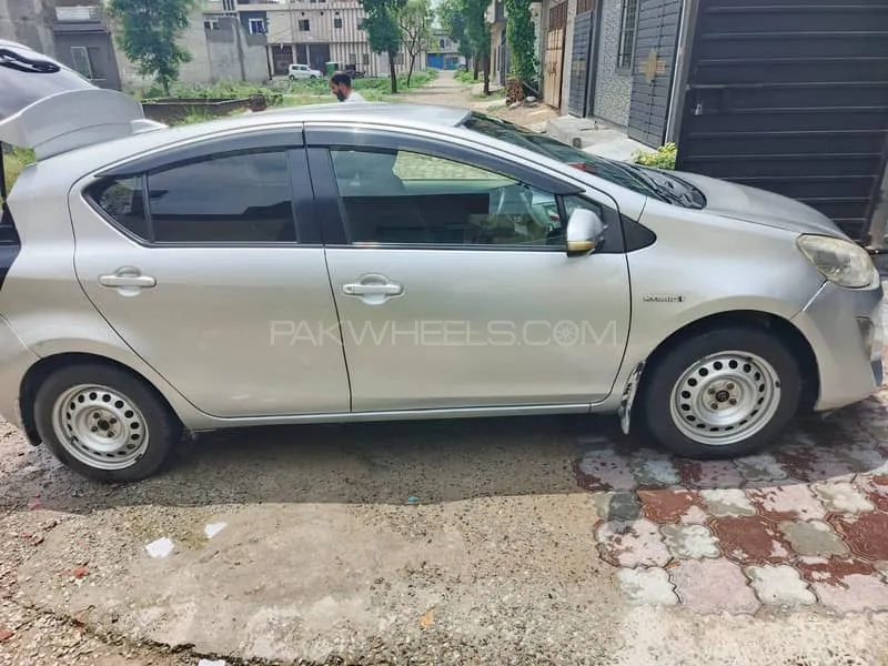 Toyota Aqua 2015 for Sale in Lahore Image-1
