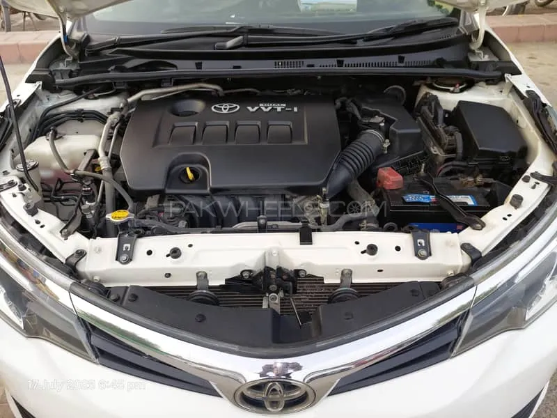 Toyota Corolla 2018 for Sale in Karachi Image-1