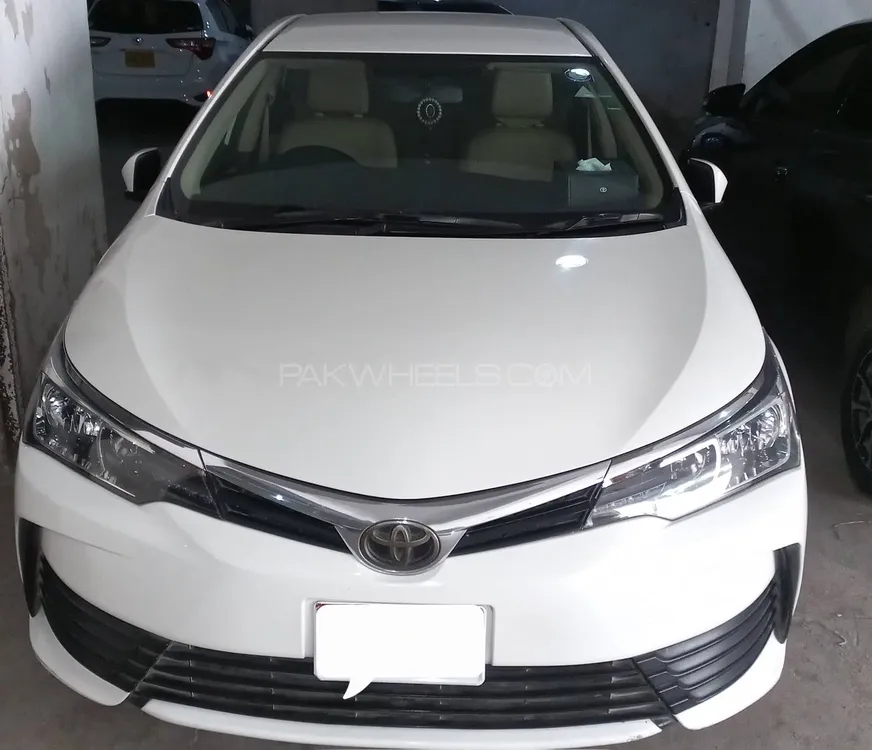 Toyota Corolla 2020 for Sale in Karachi Image-1