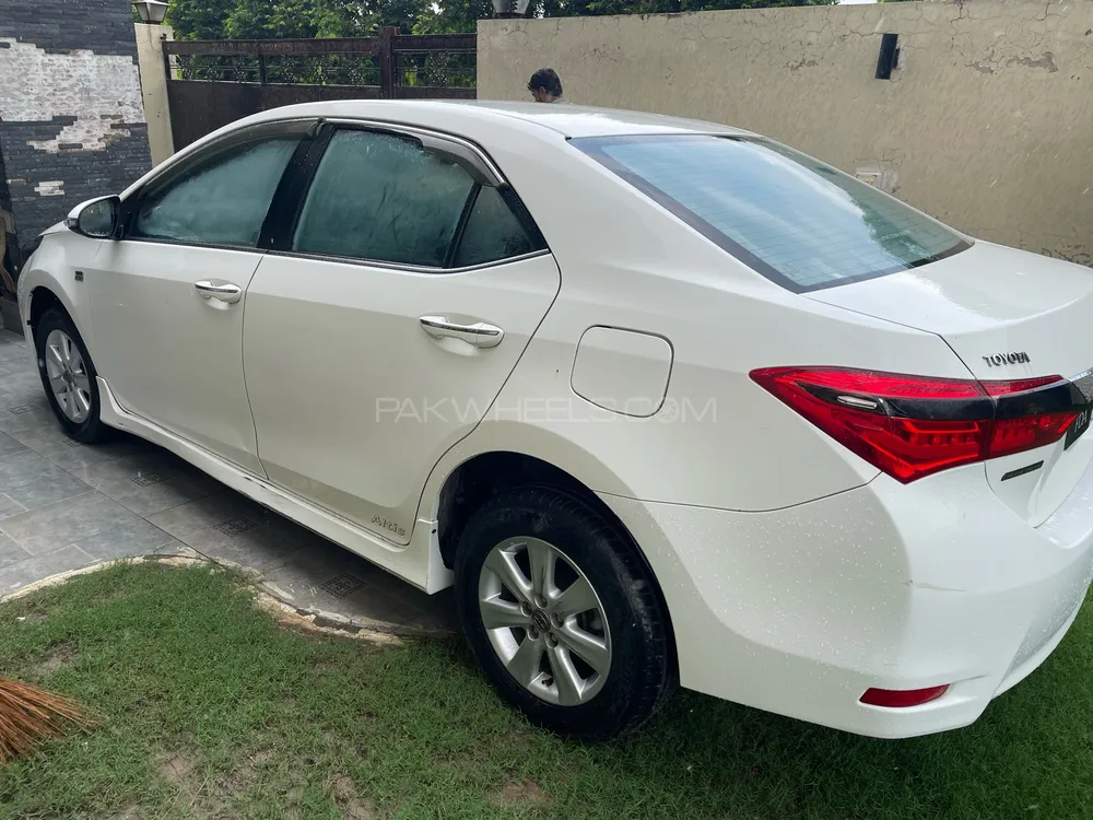 Toyota Corolla 2014 for Sale in Faisalabad Image-1