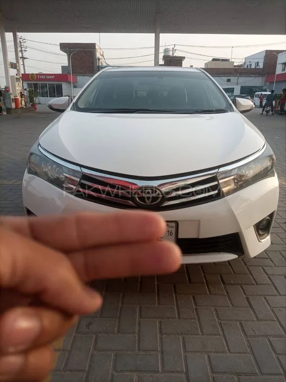Toyota Corolla 2016 for Sale in Lahore Image-1