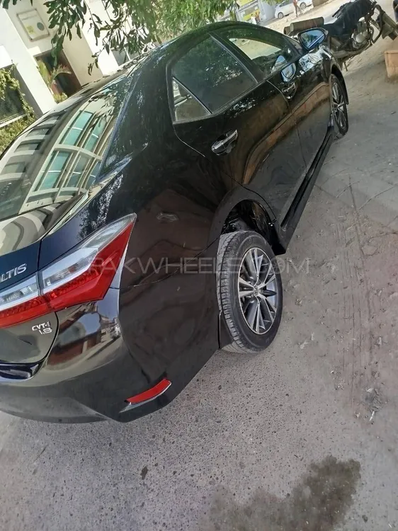 Toyota Corolla 2018 for Sale in Karachi Image-1