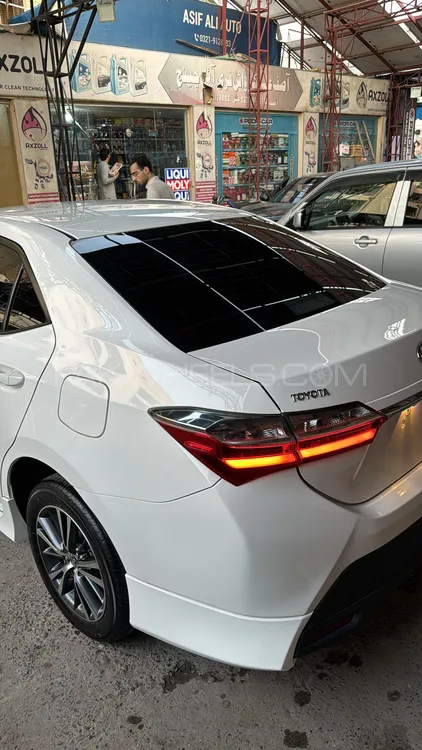 Toyota Corolla 2022 for Sale in Peshawar Image-1