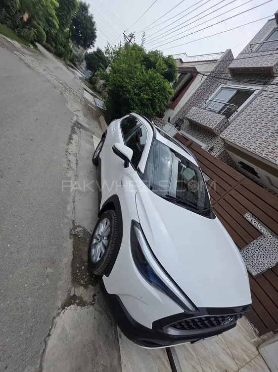 Toyota Corolla Cross 2024 for Sale in Lahore Image-1