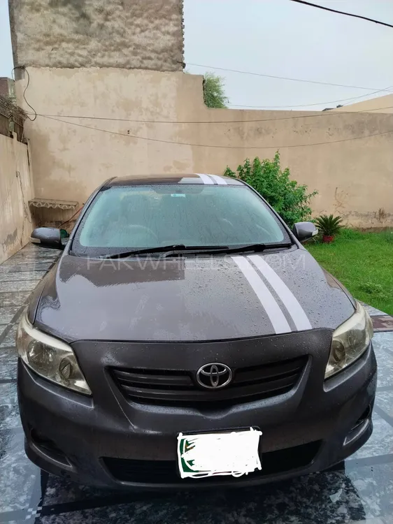 Toyota Corolla 2010 for Sale in Sambrial Image-1