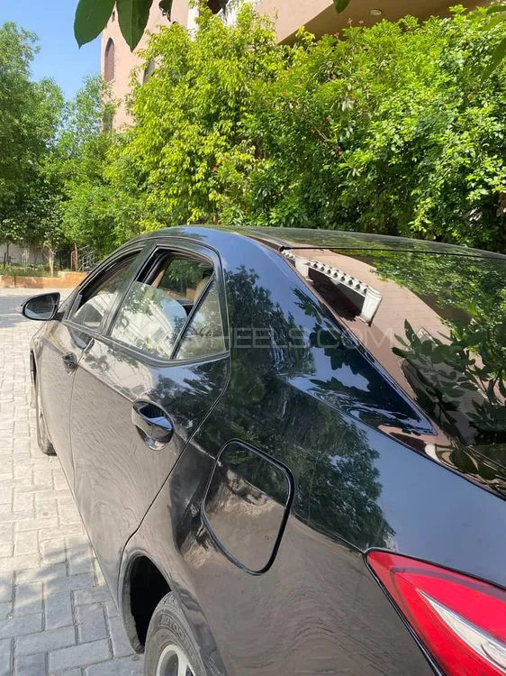 Toyota Corolla 2015 for Sale in Lahore Image-1
