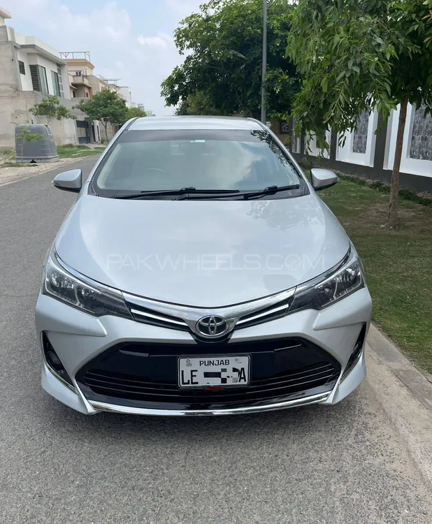 Toyota Corolla 2016 for Sale in Multan Image-1