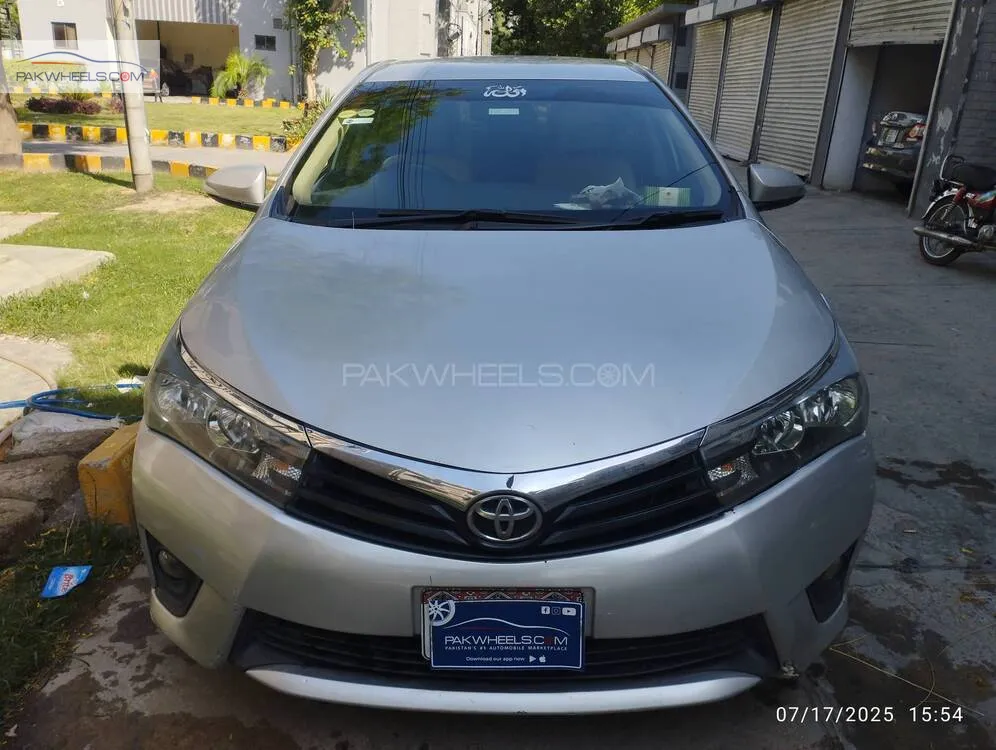 Toyota Corolla 2017 for Sale in Peshawar Image-1