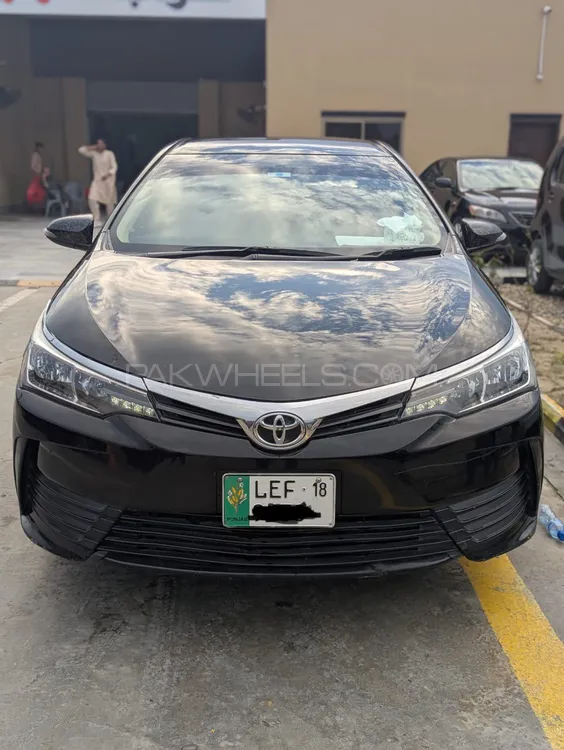 Toyota Corolla 2018 for Sale in Gujranwala Image-1