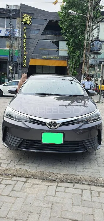 Toyota Corolla 2019 for Sale in Lahore Image-1